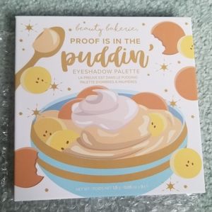 Beauty bakerie puddin Pallette